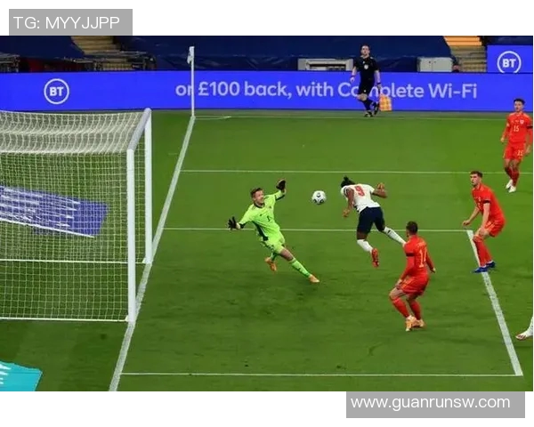 英超聚焦深圳篮球队比赛经验分享与球队成长之路探讨