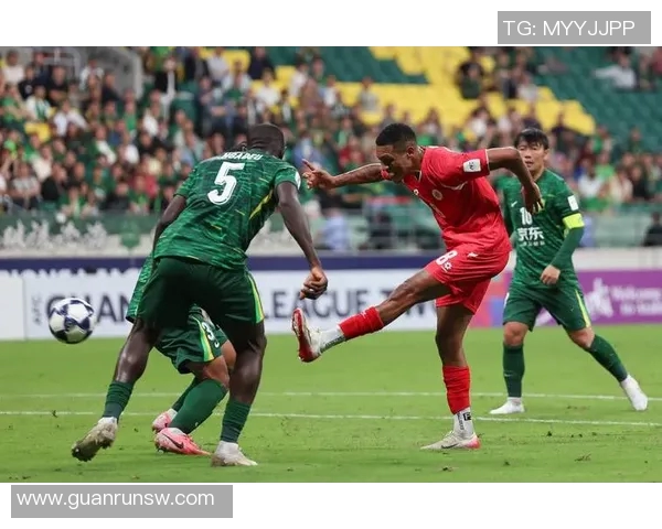 体育实时数据北京足球队在足球团队协作排行榜中荣获第四名展现出强大团队实力 体育实时数据北京足球队在足球团队协作排行榜中荣获第四名展现出强大团队实力